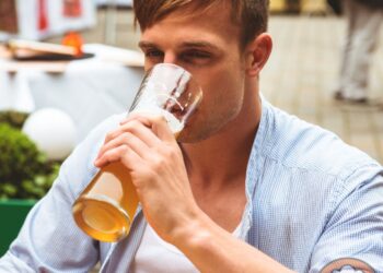 moderate-craft-beer-consumption-and-its-potential-benefits-for-skin-and-hair-health